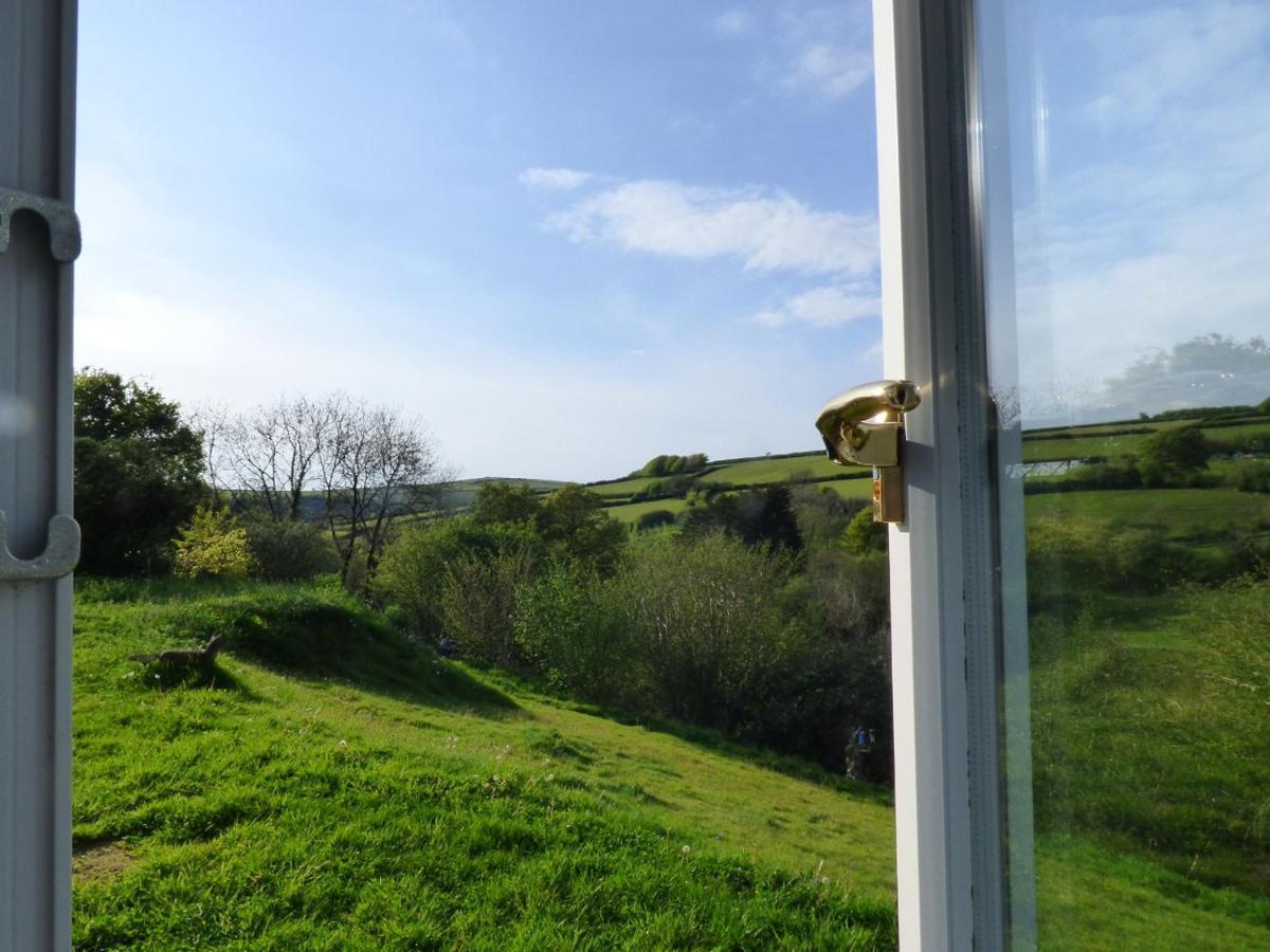 Highfield House, Parracombe, Modern B&B ภายนอก รูปภาพ