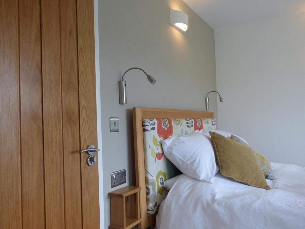 Highfield House, Parracombe, Modern B&B ภายนอก รูปภาพ