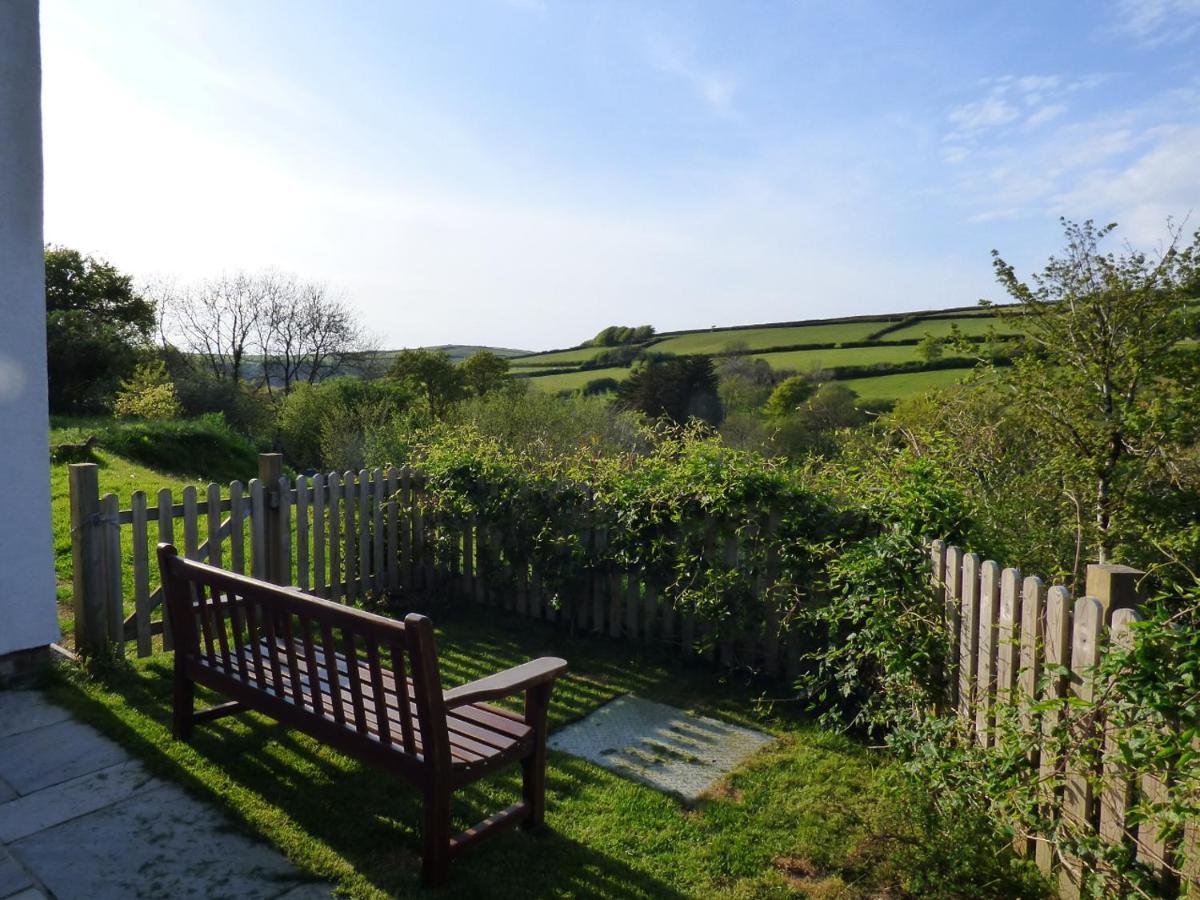 Highfield House, Parracombe, Modern B&B ภายนอก รูปภาพ