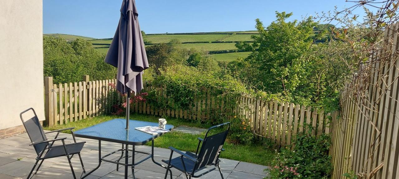 Highfield House, Parracombe, Modern B&B ภายนอก รูปภาพ