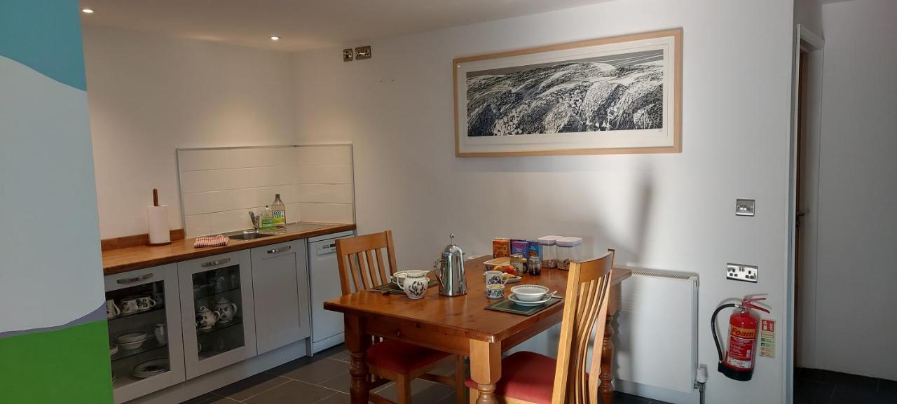 Highfield House, Parracombe, Modern B&B ภายนอก รูปภาพ